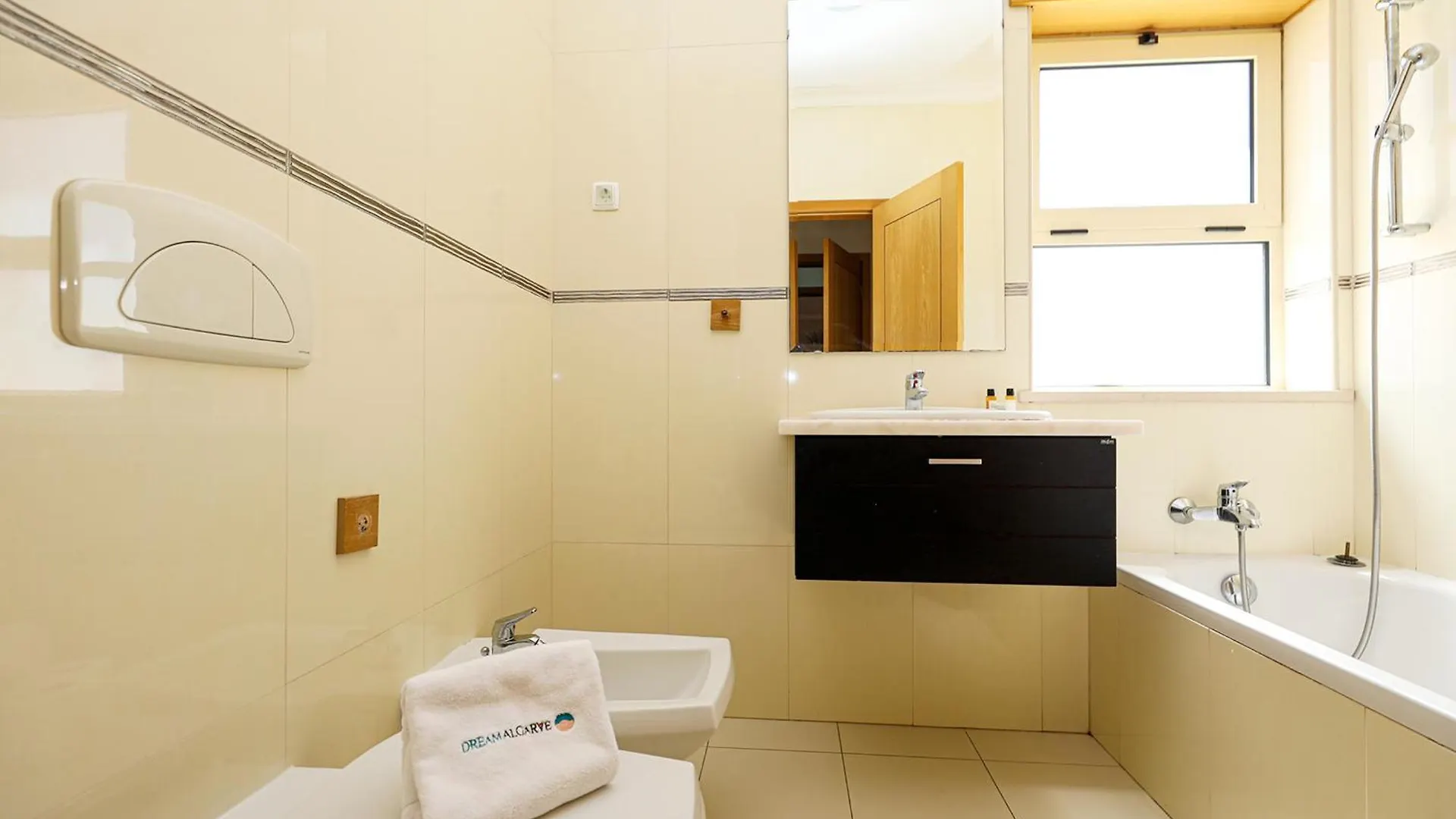 Apartamento C07 - 3 Bed Luxury Penthouse In Downtown Lagos